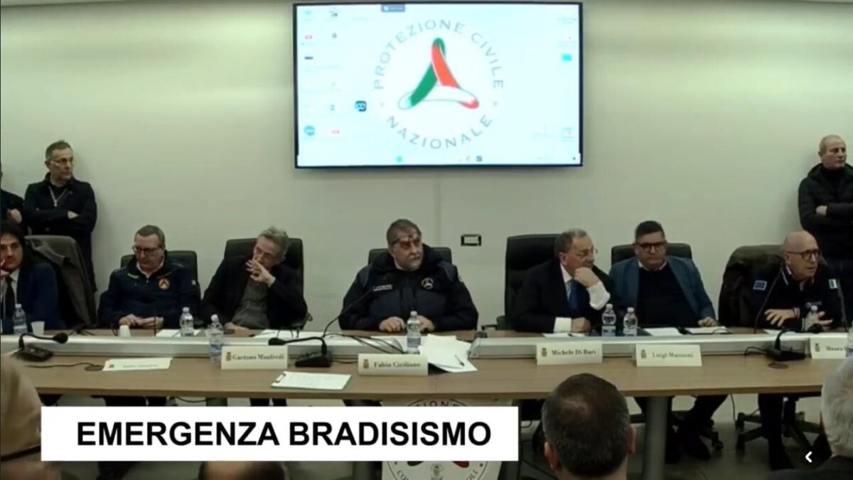 conferenza stampa bradisismo pozzuoli 18 febbraio 2025